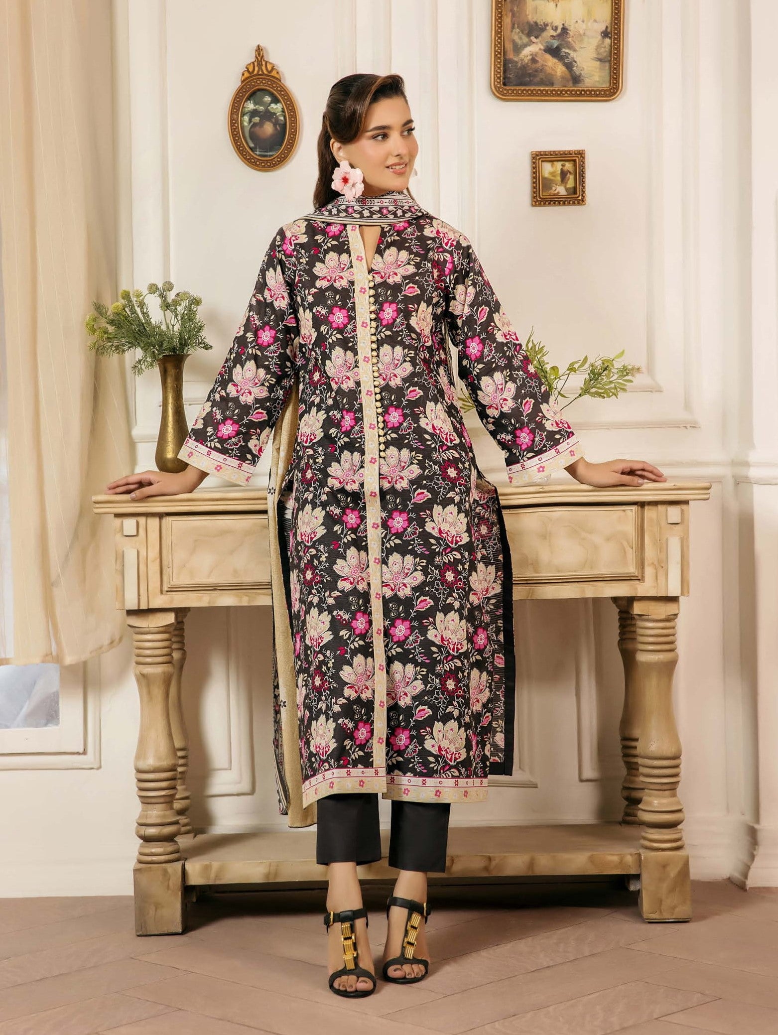 Safwa 04 - 3 Pc Printed Premium Cambric